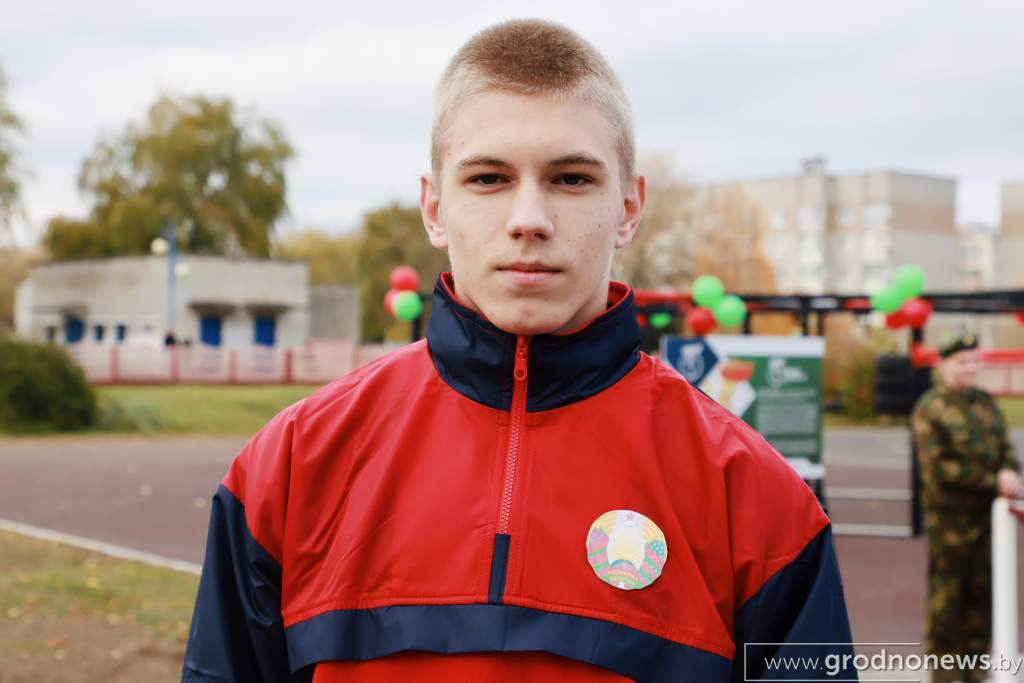 максим.jpg