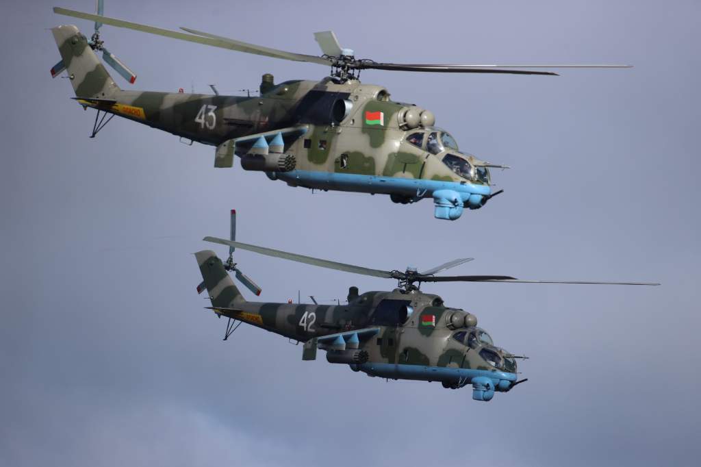 235705-08.JPG