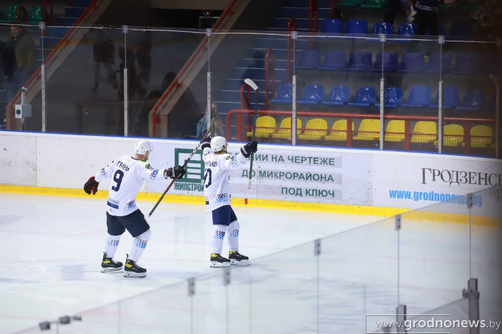 2021-08-06 19.11.23.JPG