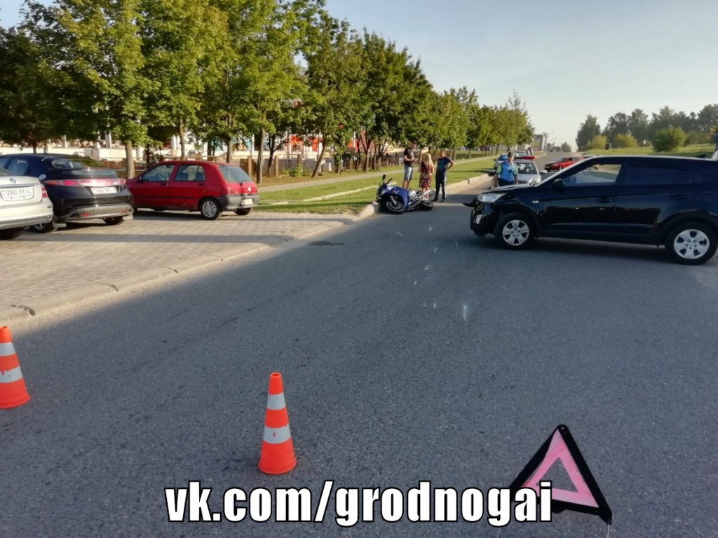 EFZuOuKxYWo.jpg