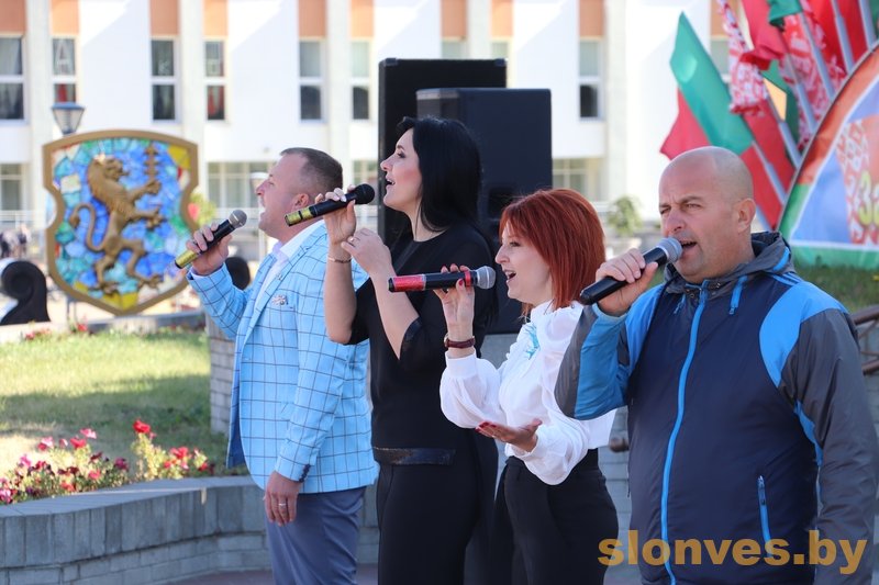 1img_4710.jpg