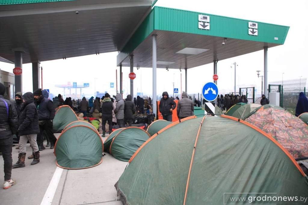 палатки 2.jpg