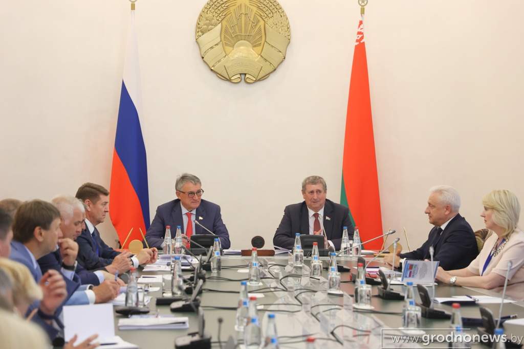 CR6_1845.jpg
