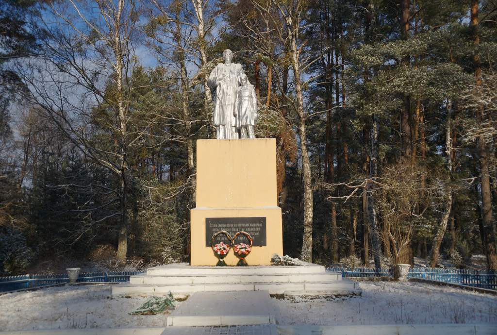 DSC08408_мемориал Великая Воля.jpg