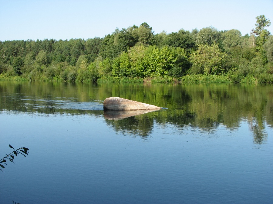 валун у березовки.jpg