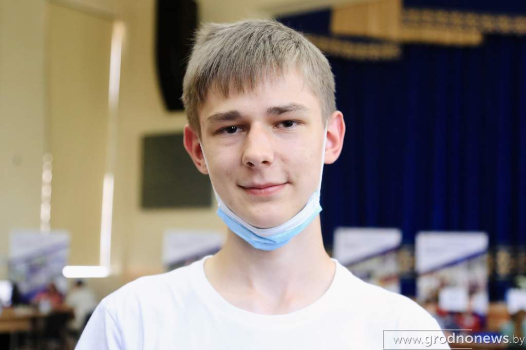 МАКСИМ.JPG