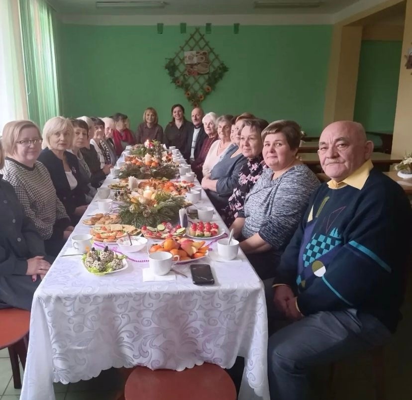 1 Рождественская встреча ГУО Радунская СШ Вороноский рн.jpg