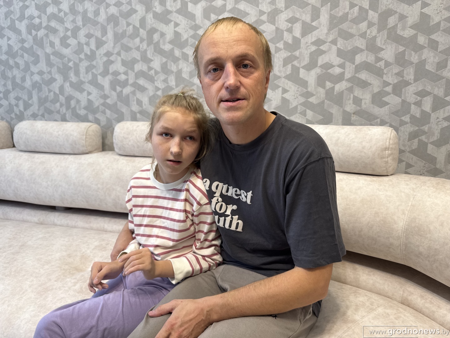 Александр Субач прилагает все усилия, чтобы жизнь дочери Кати была счастливой.jpeg