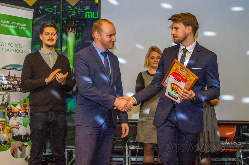 4dcc7114f17de36d0d2846b727ec10f4 (2).jpg