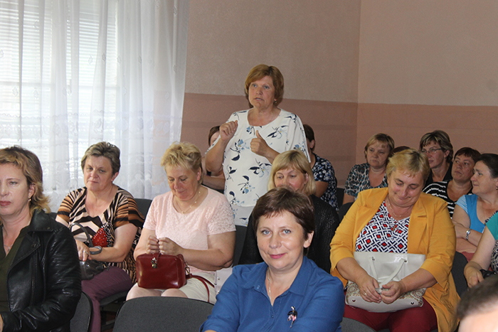 Встреча председателя с жителями Гудевич 005.jpg