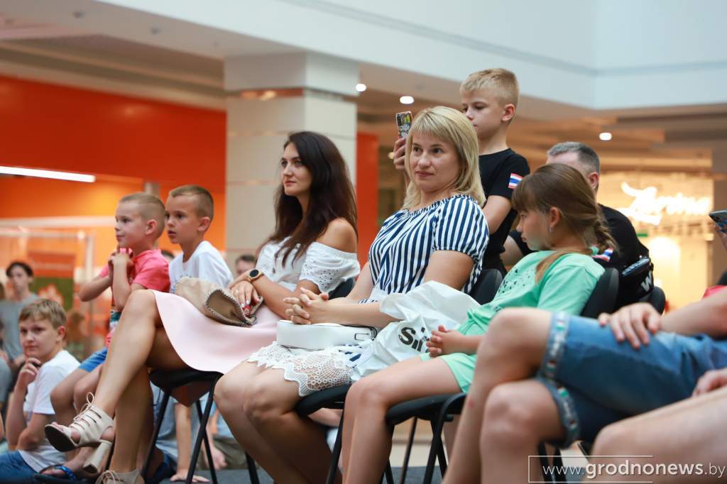 2021-07-09 19.15.42.JPG