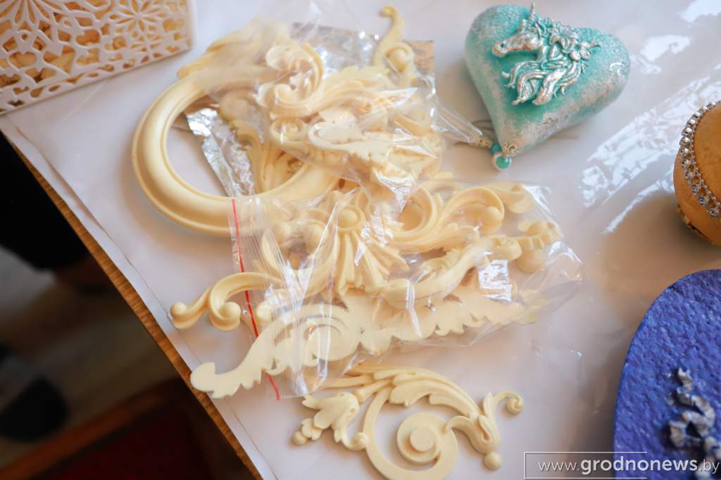 2020-11-27 11.51.23.JPG