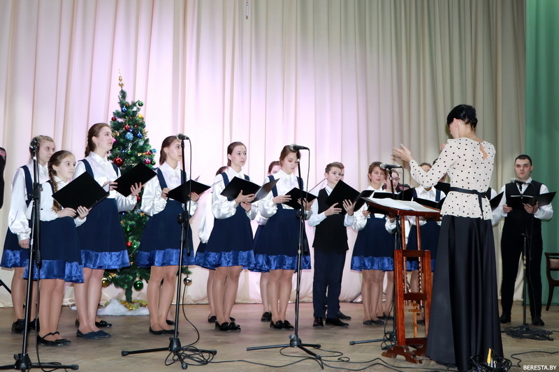 молодежный-хор.jpg
