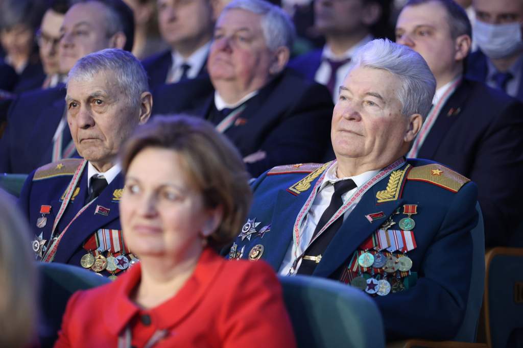 235097-40.JPG