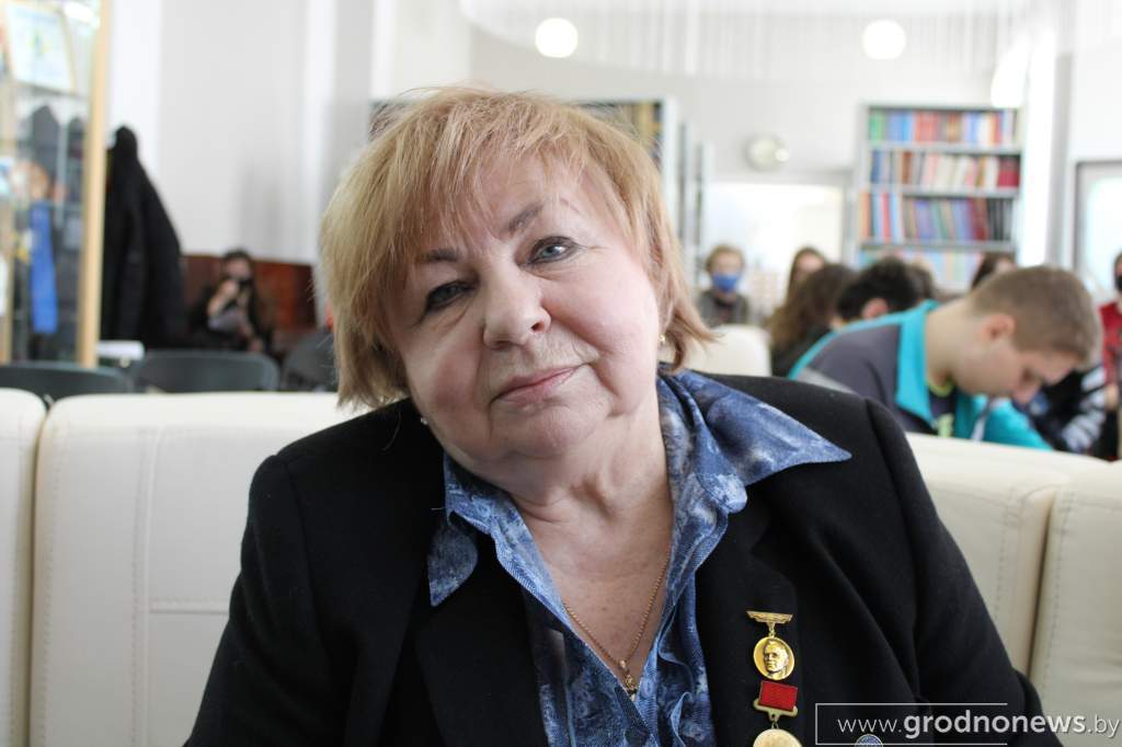 хомутова.JPG