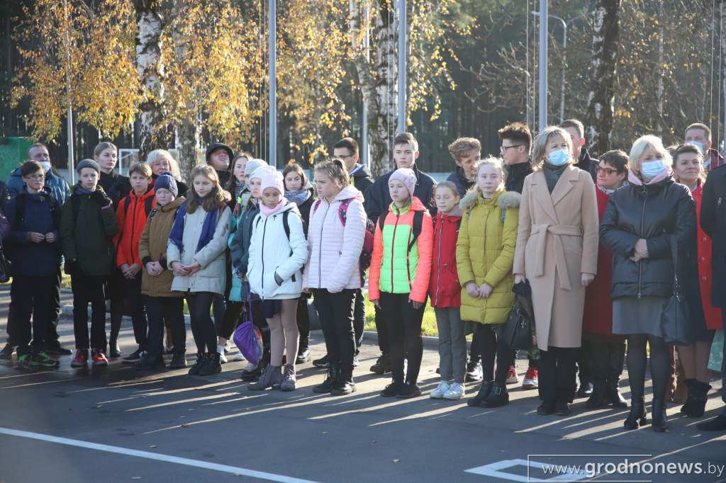 2021-10-25 15.11.52(1).JPG