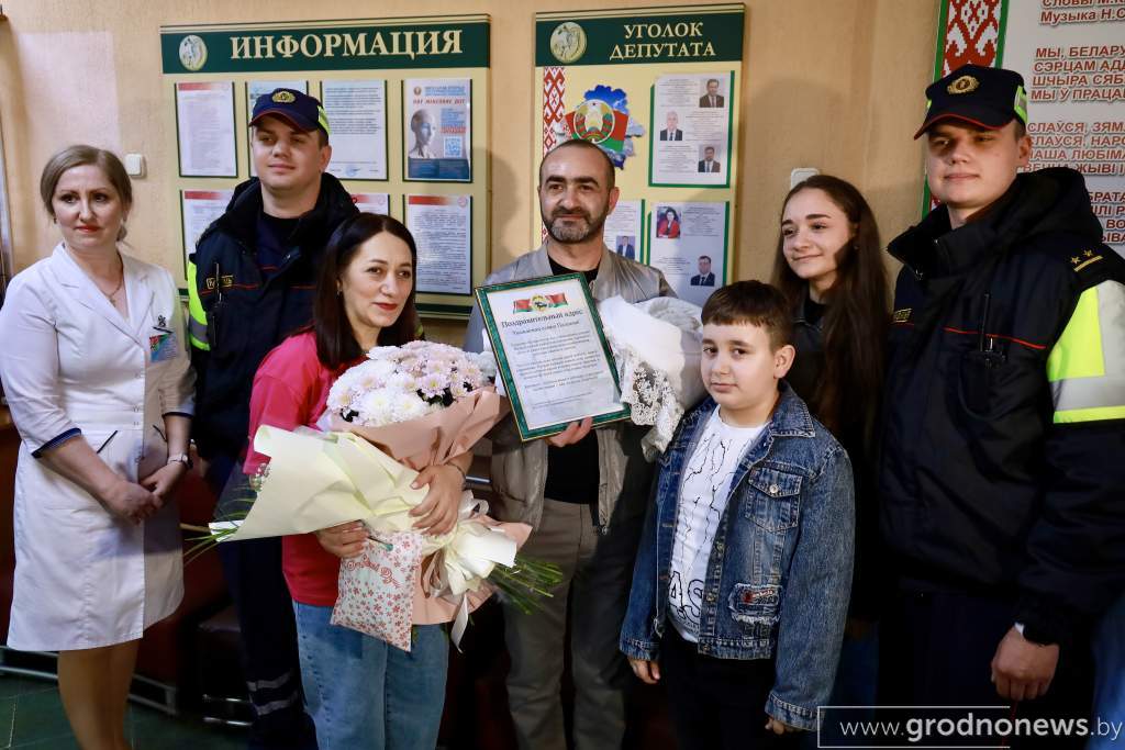 семья полакян.jpg