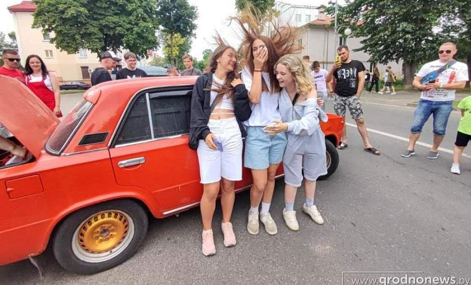 mxpsivhthi86ochq7d25foysf3wg8rl4.jpg
