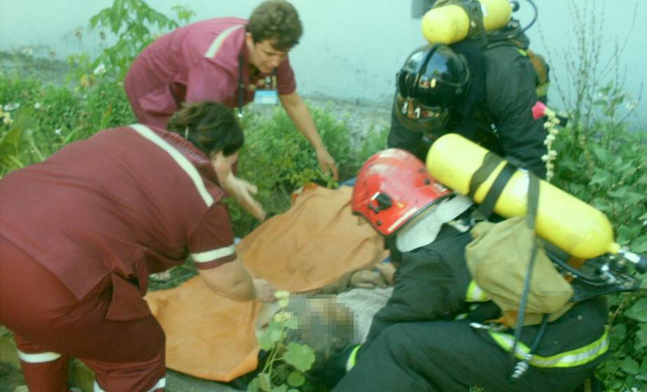 Пожар в Волковыске: сотрудники МЧС спасли 87-летнюю пенсионерку