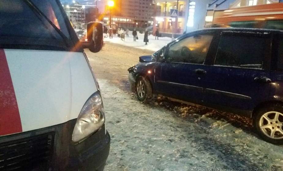 ДТП «скорой» и легкового «Фиата» в Гродно. Медики рассказали, как чувствует себя роженица, попавшая в аварию