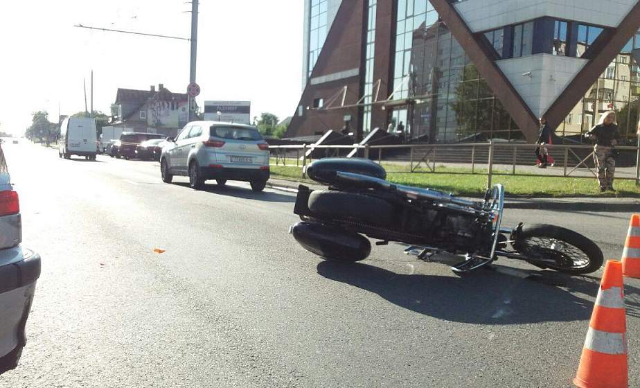 В Гродно столкнулись мотоцикл и автомобиль: подробности аварии 