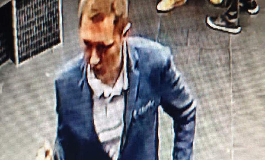 Просто перепутал столики. Мужчина, забравший в баре чужой рюкзак, сам пришел в милицию