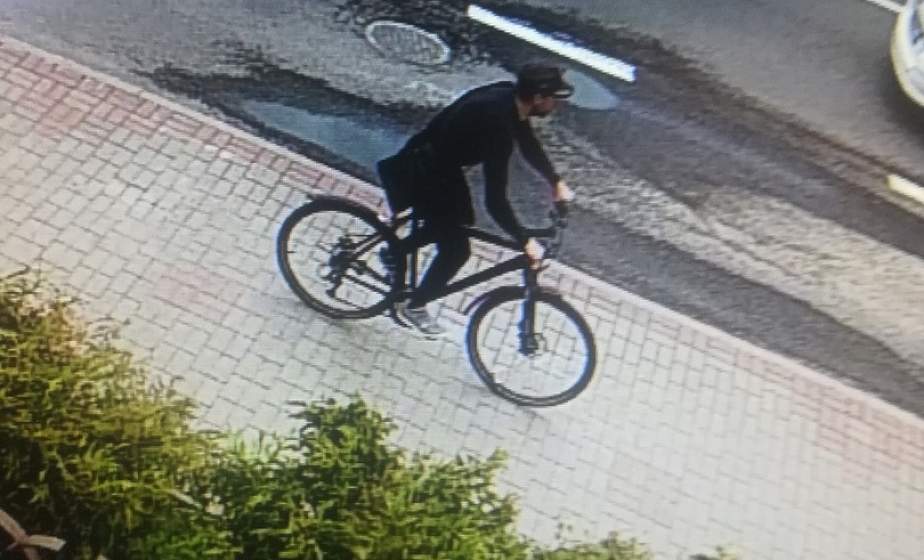 В Лиде волна краж велосипедов: милиция разыскивает мужчину   