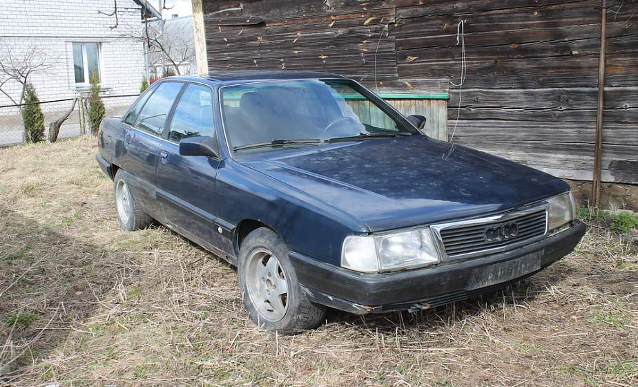 Бесправника из Гродно за угон "Ауди" в состоянии алкогольного опьянения осудили на 2 года 3 месяца колонии