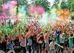  Лето в красках. ColorFest впервые пройдет на базе отдыха «Привал»