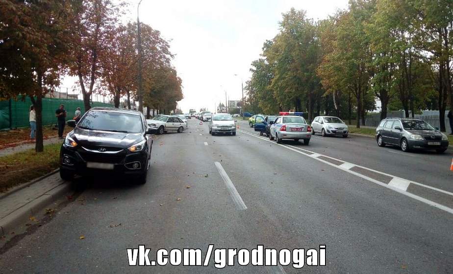 Подробности ДТП на улице Победы в Гродно, где столкнулись три автомобиля 