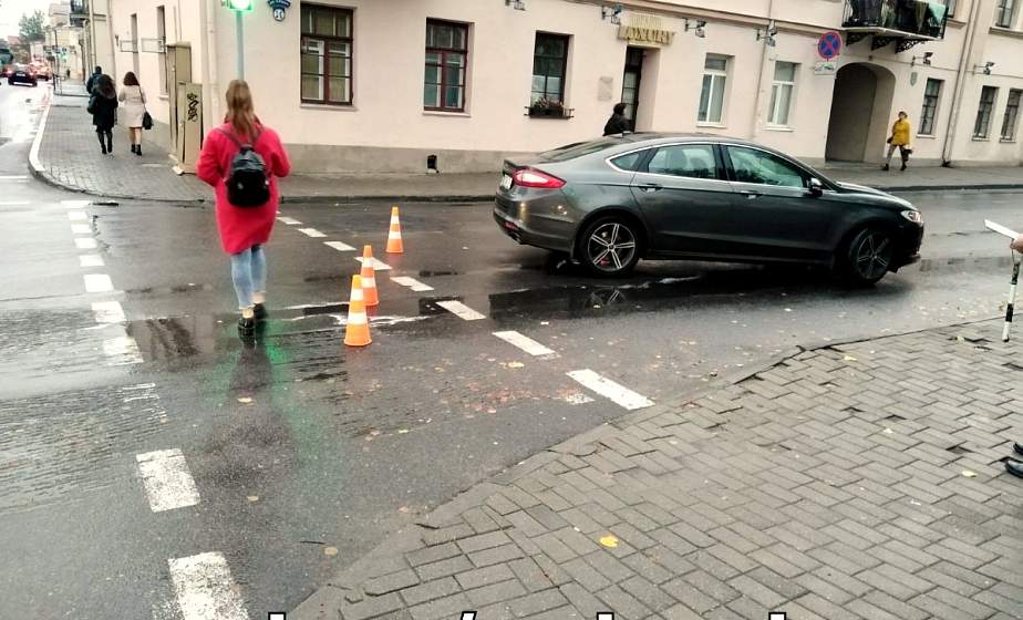 В центре Гродно на пешеходном переходе сбили женщину