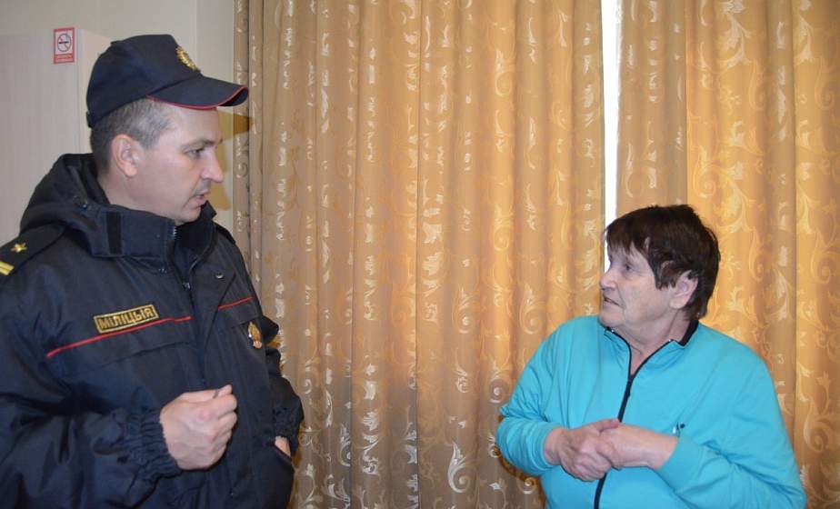 В Дятловском районе нашли пропавшую пенсионерку. Женщина всю ночь пробыла в лесу 