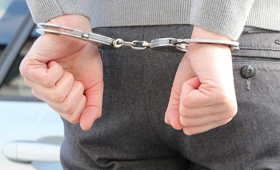 В России задержали орудовавшего 15 лет маньяка-насильника