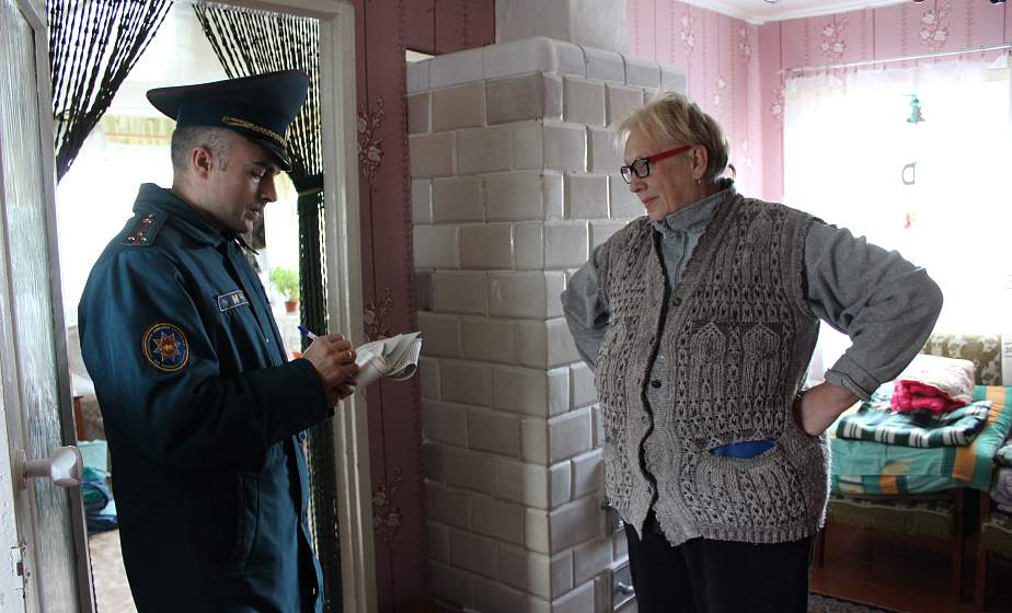 В Гродненском районе МЧС проверяет подготовку печного оборудования