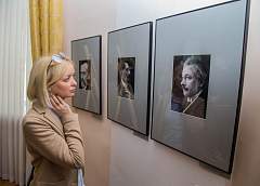Шагал, Цветаева, Энштейн в фотографиях гродненца: лучший проект музея вновь покажут в Гродно