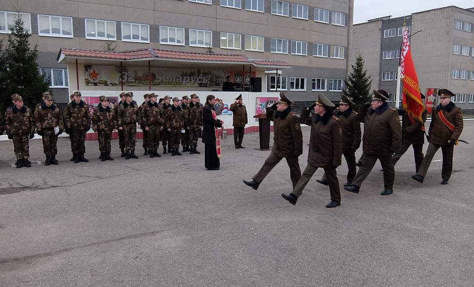 В Гродненской области началась отправка в воинские части и подразделения нового пополнения 