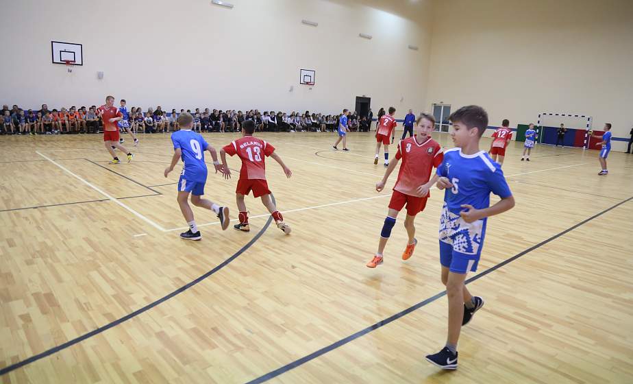 Тренировки, игры и в перспективе чемпионаты. В Скиделе открыли отделение гандбола (+видео)