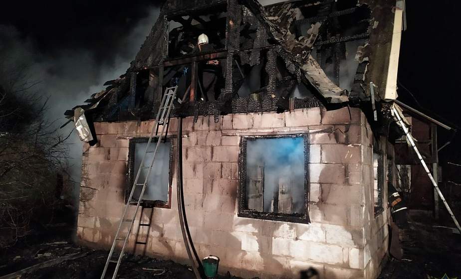 В Гродненском районе горела дача: хозяйка дома получила ожоги