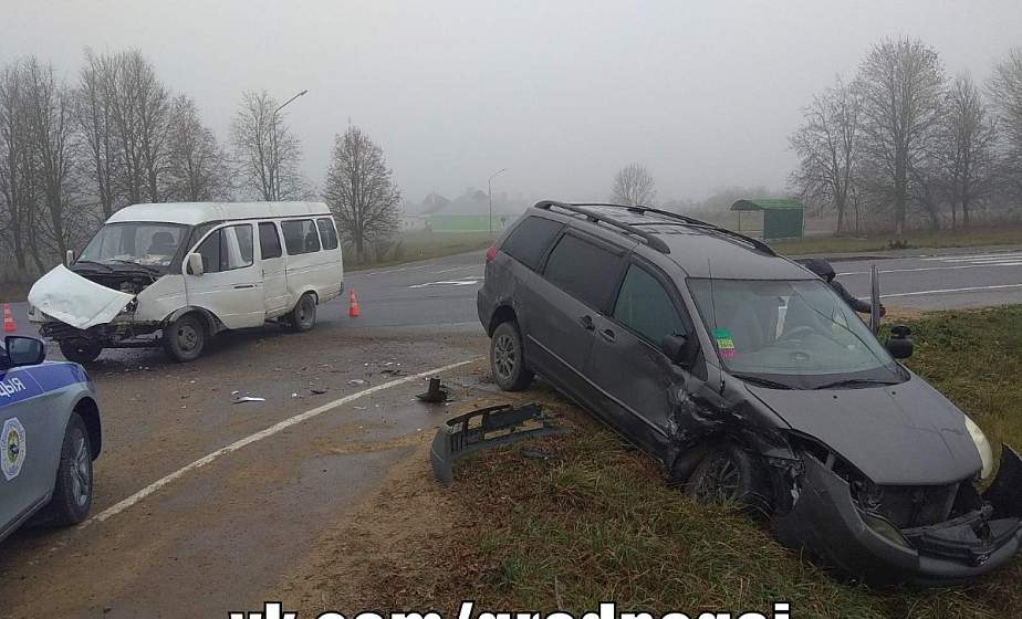 Серьезное ДТП под Гродно: на дороге не разъехались легковушка и ГАЗ