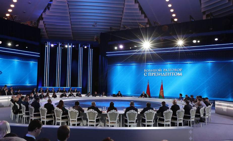 Работать с полной самоотдачей, поскольку нам с неба ничего не упадет