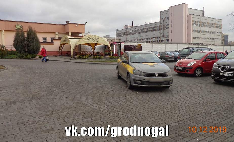 В Гродно водитель такси сбил пенсионера