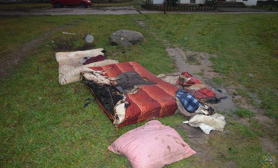 В Щучинском районе горела квартира. Хозяйка госпитализирована с ожогами 