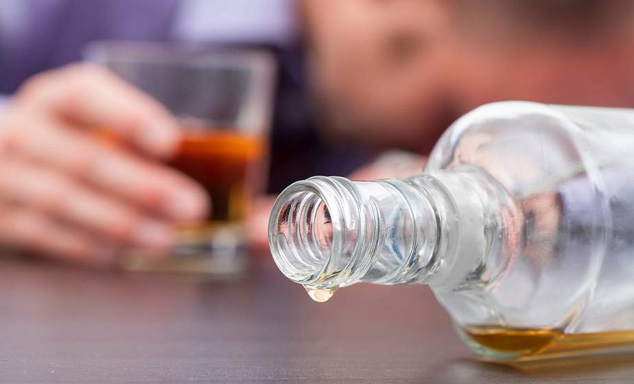  С начала года в Лидском районе от отравления алкоголем умерло 18 человек