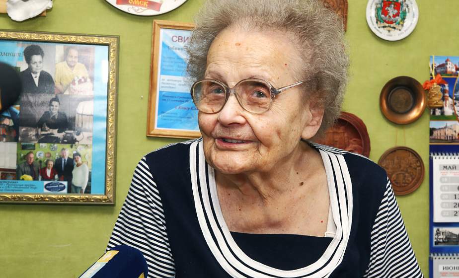 «Только не сдавайте Ленинград». Личная история Антонины Зобнинской, пережившей 900-дневную блокаду, в проекте "Фото для ветерана" 