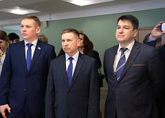 Возможности дополнительного образования, работа психологов, открытие ресурсных центров – такой спектр вопросов обсудили на итоговой коллегии главного управления образования
