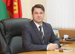 Особое внимание – ветеранам Великой Отечественной войны, социальная помощь – пожилым людям. Прямую линию с жителями области провел заместитель председателя облисполкома Виктор Пранюк