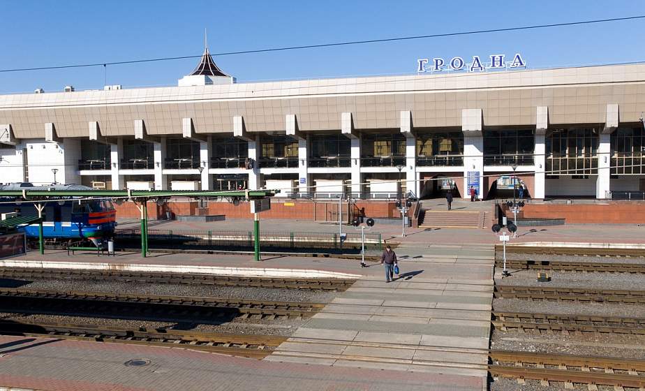 Уборка, дезинфекция и антисептики на вокзалах, ежедневная уборка в транспорте