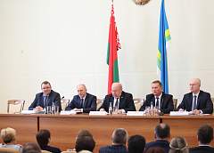 "Грамотный управленец, который умеет ставить задачи и выполнять их". Нового председателя Дятловского райисполкома утвердили на сессии районного Совета депутатов