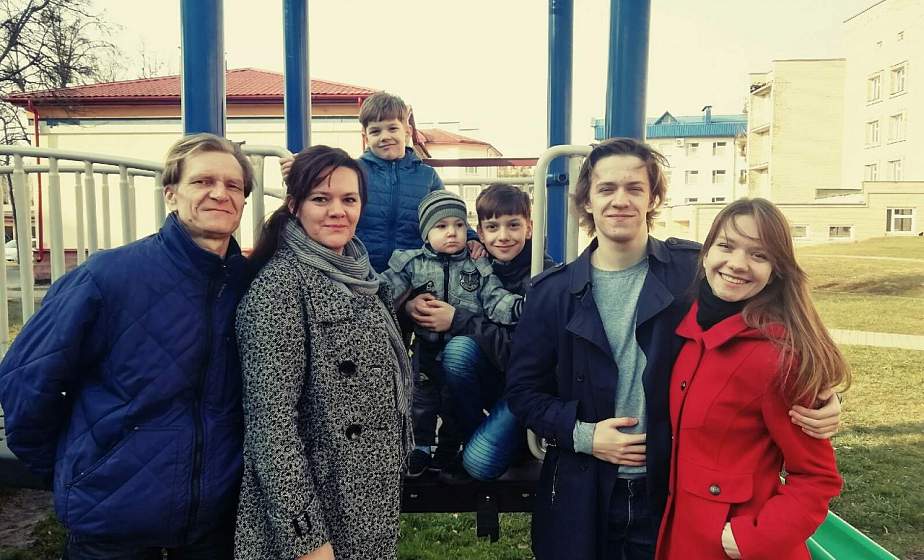 Счастье, помноженное на пять. Как в семье Левко воспитывают искусствоведа, спортсмена,  математика, лингвиста 