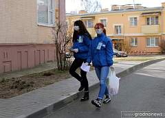 Социальные работники Гродненщины выполнили около 900 заявок на доставку продуктов и лекарств на дом